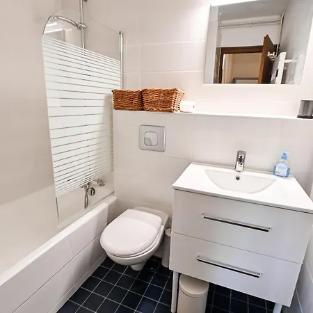 Charming 50m With Balcony In ! *